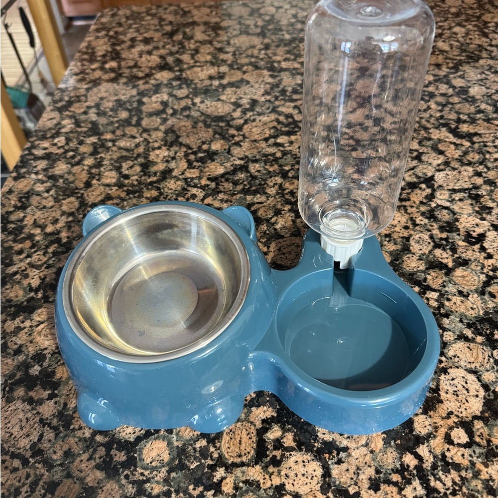 Blue Pet Feeding Station with Water Dispenser
